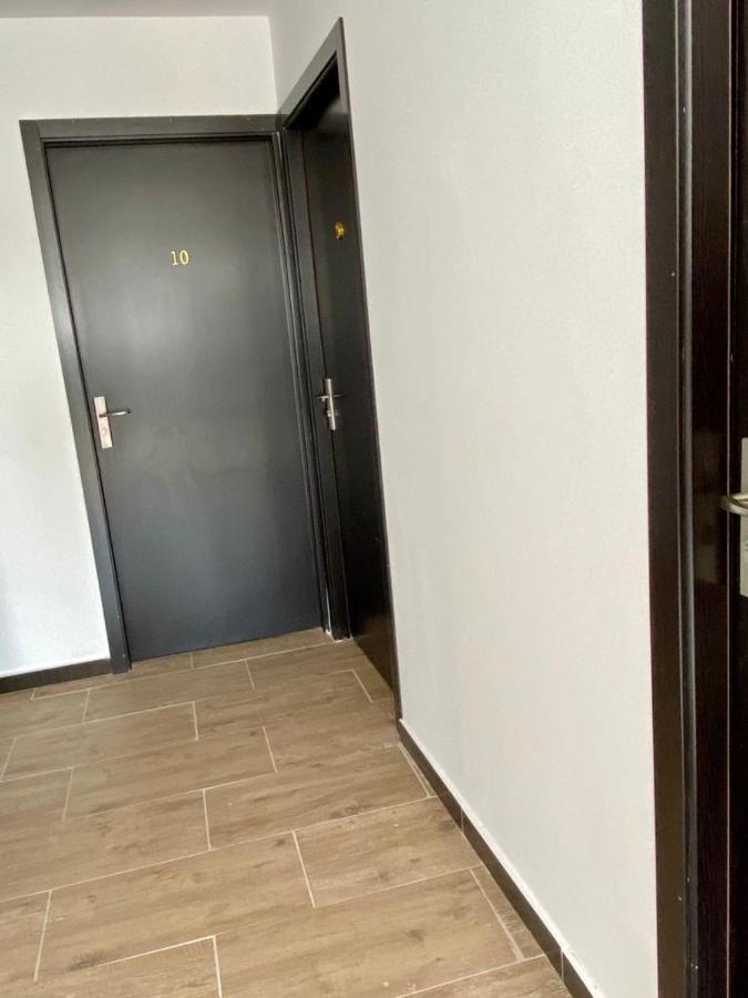 Casa Nord Hotell Buzău Exteriör bild